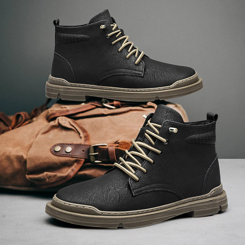 Voyager Explore Leather Boots